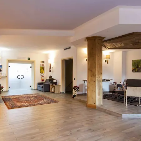 Hotel Hotiday Valdidentro Bormio