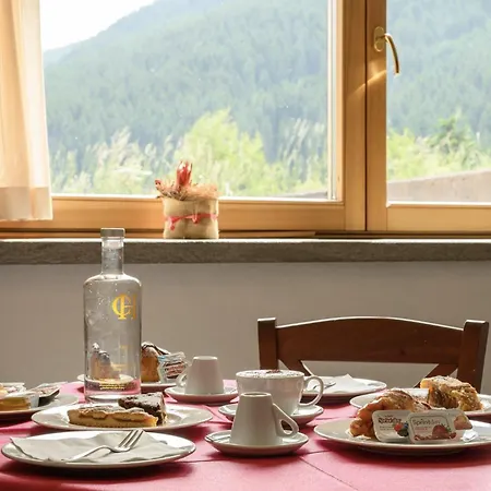 Hotiday Valdidentro 3* Bormio